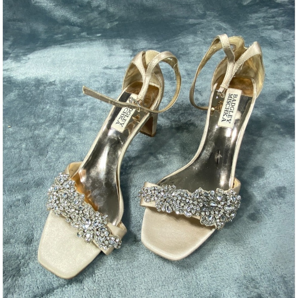Badgley Mischka Ankle Strap Heels Womens US 6.5 Formal Evening Shoes Rhinestones
